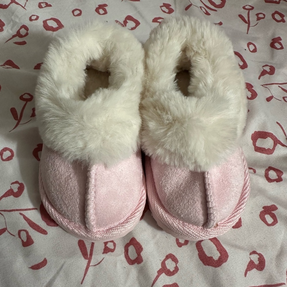 Kids Cozy Pink Fur Slippers